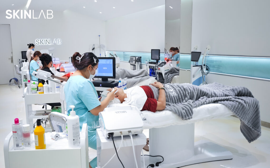 Acne-Guarantee-Program-at-SkinLab